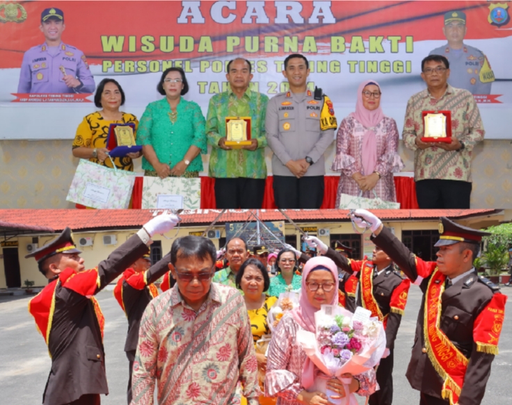 Bentuk Penghargaan, Polres Tebing Tinggi Selenggarakan Wisuda Purna Bakti