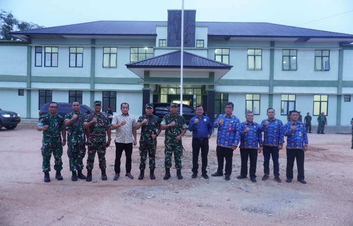 Dandim 0302/Inhu - Kuansing Hadiri kunjungan Danrem 031/Wira Bima, Agustatius Sitepu Ti jauh Makodim
