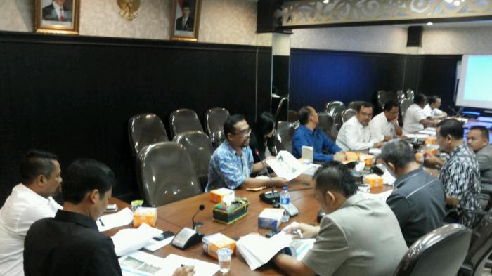 Ini Hasil Hearing Komisi IV DPRD Dengan DKP Soal Sampah