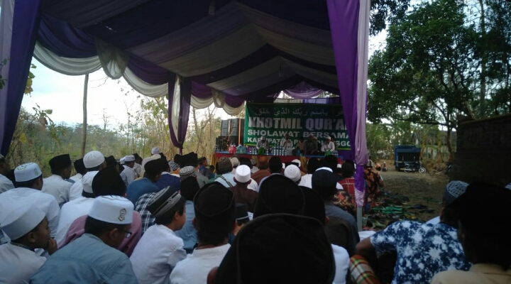 Jamiyah Khotmil Qur'an dan Sholawat di Hadiri Ribuan Jamaah di Kabupaten Probolinggo