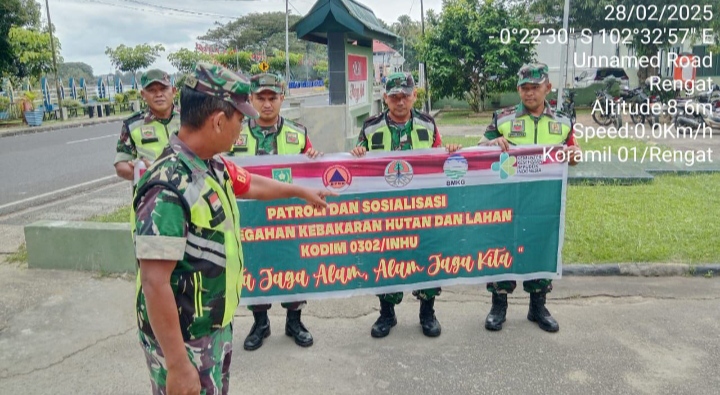 Asap Akibat Kebakaran Ancam Kesehatan Masyarakat Menyebabkan Gangguan Pernapasan Babinsa Sosialisasi Karhutla.