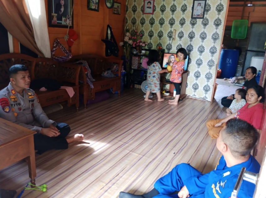 Peduli Penyandang Disabilitas, Polairud Polres Rohil Beri Bantuan