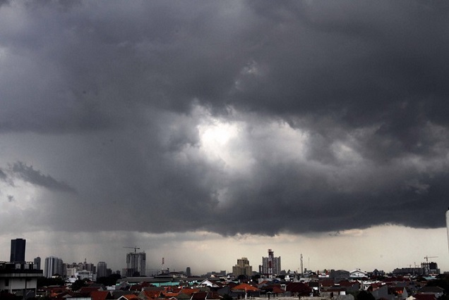 Cuaca Ekstrim Berpotensi Mengalami Peningkatan, Masyarakat Riau Diimbau Waspada