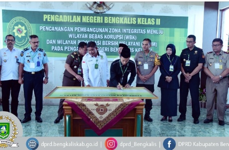 Pimpinan DPRD Bengkalis Hadiri Pencanangan Zona Integritas PN Bengkalis