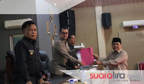 Pandangan Fraksi DPRD Meranti Tentang Perubahan OPD Bapedalitbang Menjadi Bapperida