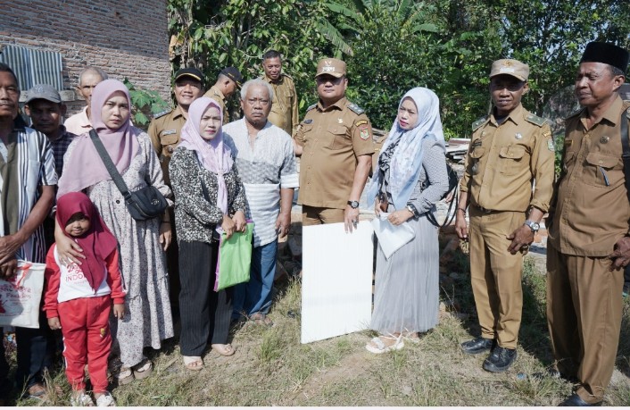 Wakil Bupati Asahan Salurkan Bantuan Kemensos