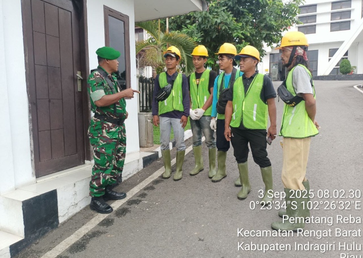 Petugas Kebersihan Dihimbau Agar Bekerja Jaga Faktor Keamanan, Ini Kata Serka Sakimin.