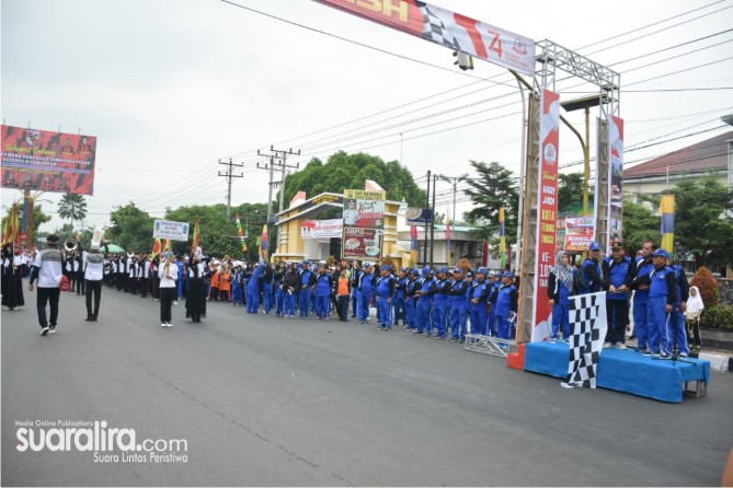 Walikota Tebingtinggi Lepas Peserta Gerak Jalan Sehat Ceria