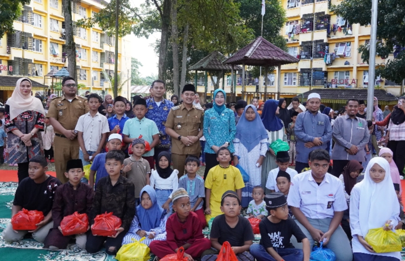 Rayakan Ultah ke 43 Tahun, Walikota Iman Irdian Saragih Santuni 250 Anak Yatim Piatu dengan Dana Pribadi