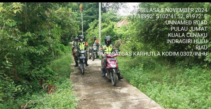 Sinergi Babinsa Koramil 01/Rengat Kodim 0302/Inhu , Sosialisasikan Bahaya Karhutla