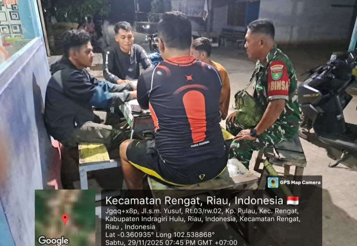 Deteksi Dini Merupakan Upaya Babinsa Jaga Keamanan Wilayah Serta Selalu Aktif Patroli Malam