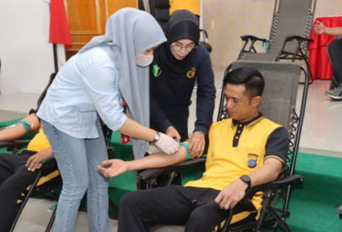 Semarakkan HUT Bhayangkara, Polres Tebing Tinggi Gelar Donor Darah