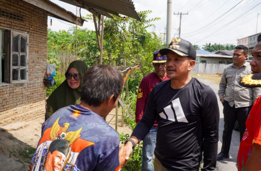 Wujud Empati kepada Masyarakat, Wako Tebing Tinggi Kunjungi Keluarga Pedagang Pasar Gambir dan Pasien RSUD
