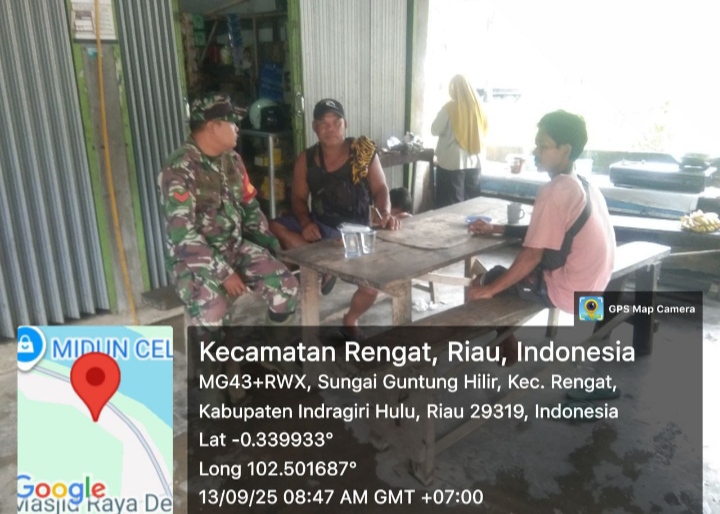 Secara Otomatis Terlihat Keakraban TNI Dan Masyarakat Saat Babinsa Jalankan Komsosnya