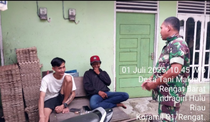 Ciptakan Kedekatan Babinsa Melaksanakan Kegiatan Komsos Untuk Jalin Silaturahmi Bersama Warga Binaannya.
