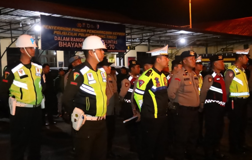 Wakapolres Tebing Tinggi Pimpin Patroli Skala Besar