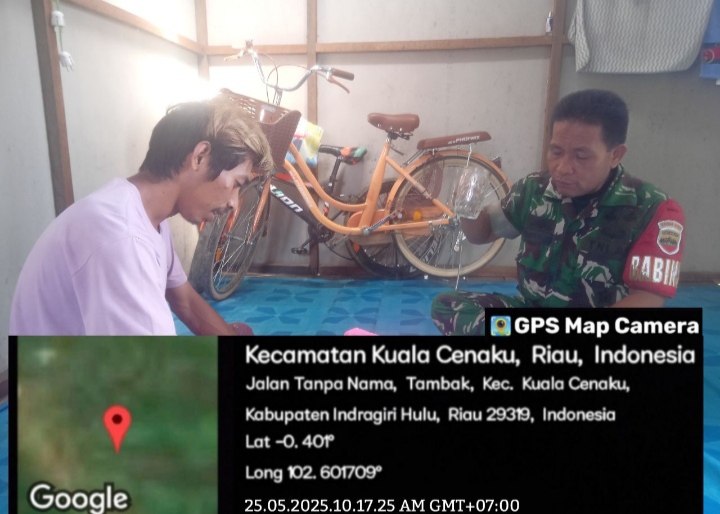 Secara Rutin Laksanakan Monitoring Kondisi Sosial, Babinsa Selalu Aktif Silaturahmi Ke Rumah Warga