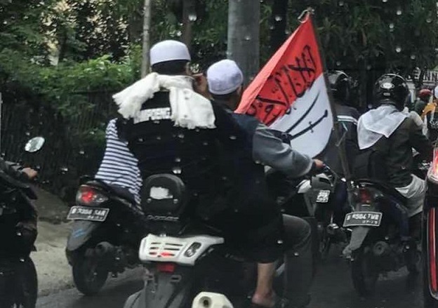 Soal Bendera RI Bertuliskan Arab, Kapolri: Itu Dilarang