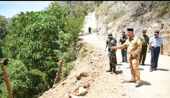 TMMD Imbangan Rehabilitasi Jalan Bintang Pepara – Pantan Reduk