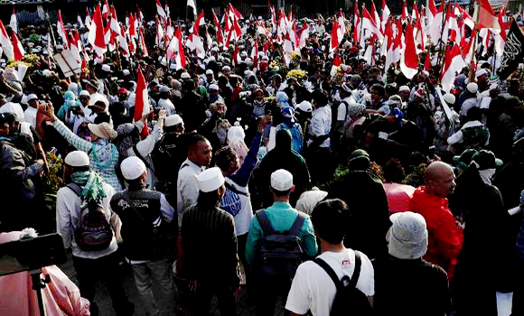 Polisi Catat 1.330 Orang Masuk Jakarta dan Menginap di Masjid