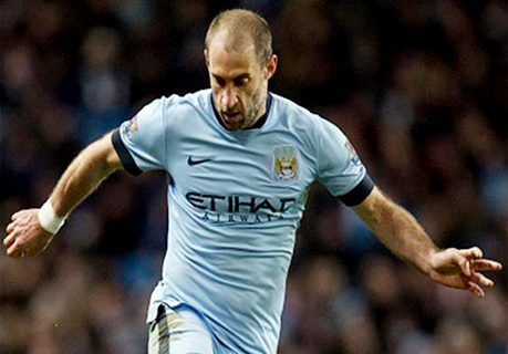 Pablo Zabaleta Dipastikan Bertahan di Manchester City