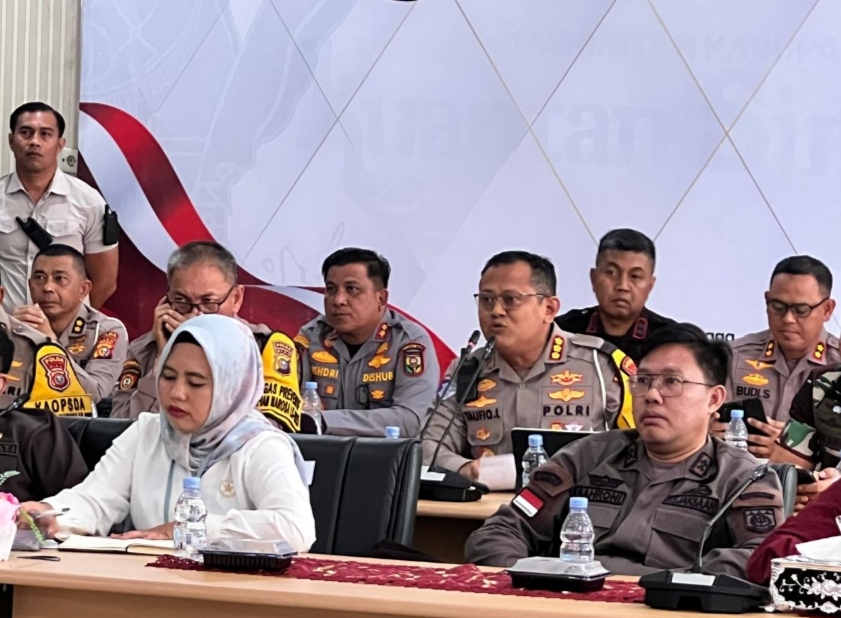 Waka Polda Riau Pimpin Apel Gelar Pasukan Pengamanan Festival Pacu Jalur 2025