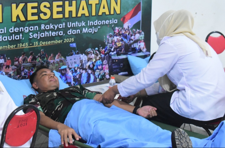 Peringati Hari Juang TNI AD Tahun 2025, Kodim 0302/Inhu Gelar Bhakti Kesehatan Donor Dara Bekerjasama Dengan PMI Inhu
