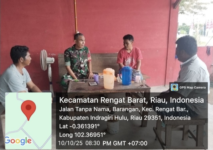 Jaga Hubungan Baik, Babinsa Koramil 01/Rengat Melaksanakan Komsos Dengan Warga Binaan