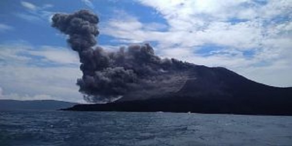 Evakuasi Warga di Sekitar Gunung Anak Krakatau