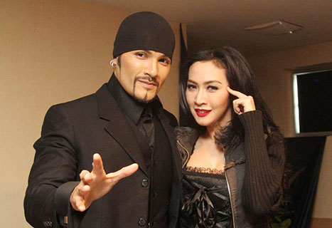 Romy Rafael Ajak Istri Show ke Timur Tengah