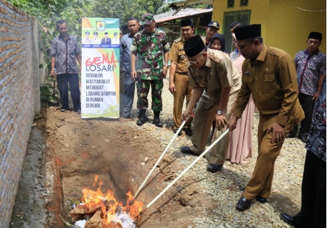 Bupati Berharap Galakkan Gemalosari di Tebing Syahbandar