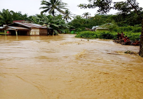 Banjir Terjang Permukiman Warga di Pangandaran