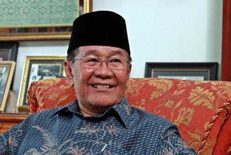 Hasan Basri Durin Tutup Usia