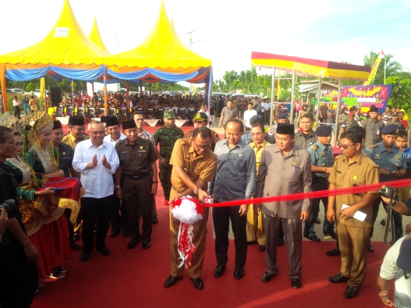 Bupati Resmikan 2 Ikon Rohil Jembatan Padamaran I dan II