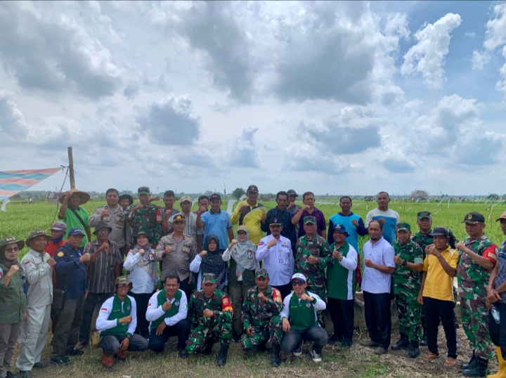 Dandim 0302/Inhu Diwakili Kasdim Dampingi Dir.Buah dan Florikultura Prov. Riau Lakukan Life Streaming OPLAH