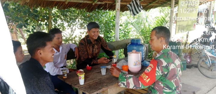 Babinsa Koramil 01/Rengat Pelda Sumarno Himbau Pelajar Jauhi Judi Online