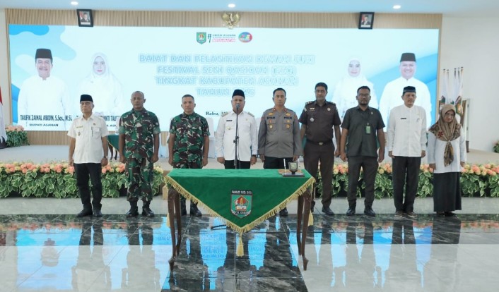 Wakil Bupati Asahan Lantik Dan Bait Dewan Juri FSQ Tingkat Kabupaten Asahan Tahun 2025