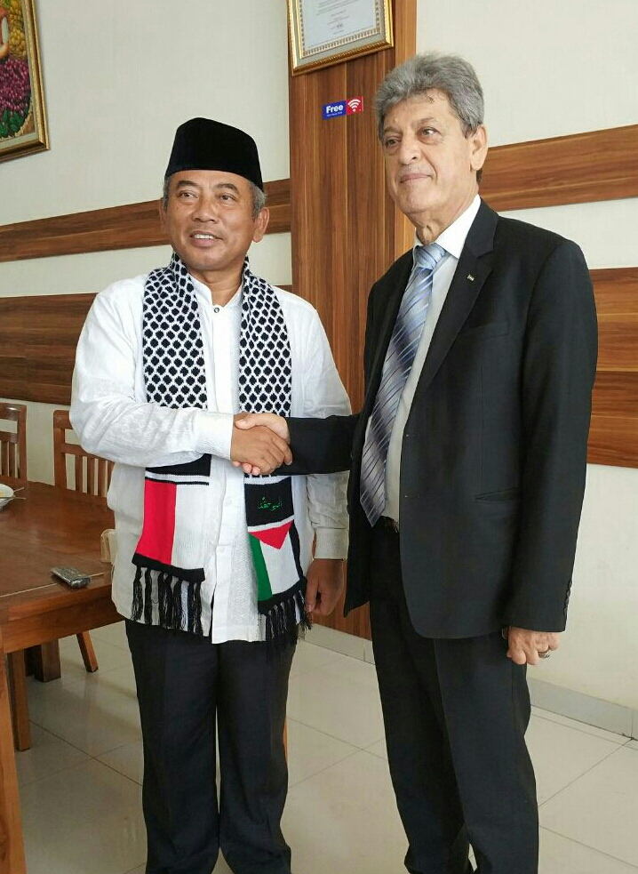 Rahmat Effendi bertemu dengan Dubes Palestina