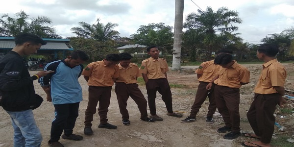 Beberapa Siswa SMK Teknologi Lirik Terjaring Razia Satpol PP Saat Jam Belajar