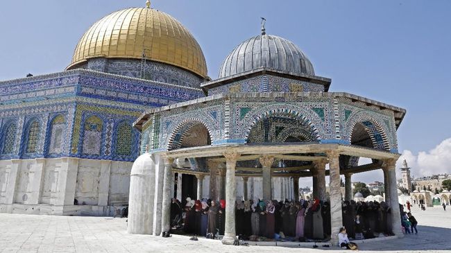 Sekelompok Yahudi Menerobos ke Kompleks Al Aqsa untuk Paskah