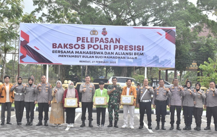 Pelepasan Penyaluran Sembako Serta Penyerahan Bansos Secara Simbolis Oleh Kapolres Inhu Dihadiri Oleh Dandim 0302/Inhu Diwakili Pasi Ops