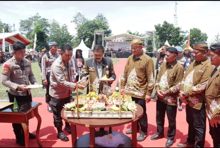 Wakapolri Hadiri HUT Pujakesuma Ke-44 Di Kabupaten Asahan