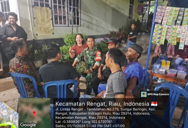 Keaktifan Babinsa Dalam Patroli Saat Malam Untuk Pastikan Wilayah Tetap Aman Bagi Masyarakatnya