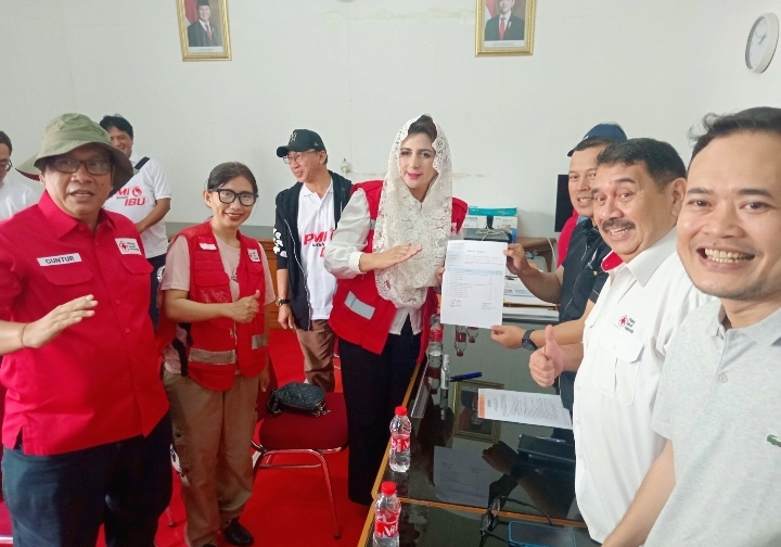 Hana Hasanah Fadel Muhammad Resmi Mendaftar Calon Ketua PMI Jakarta