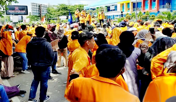 Unjuk Rasa Mahasiswa di Kendari, 500 Personil Gabungan Diturunkan