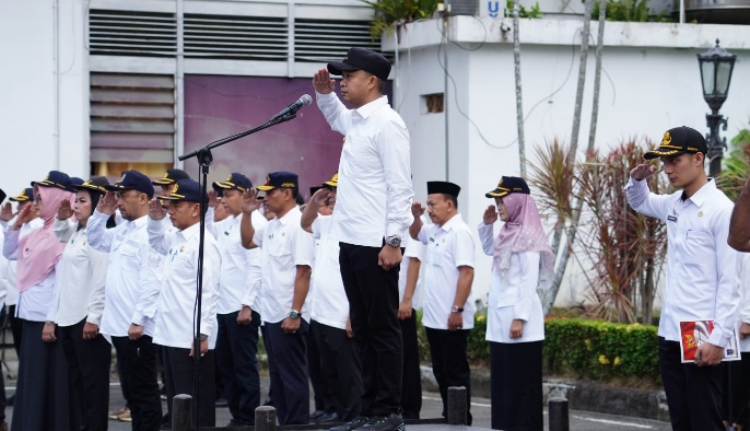 Perdana Pimpin Apel Gabungan, Pj Walikota Tebingtinggi Tekankan 'Esprit De Corps'