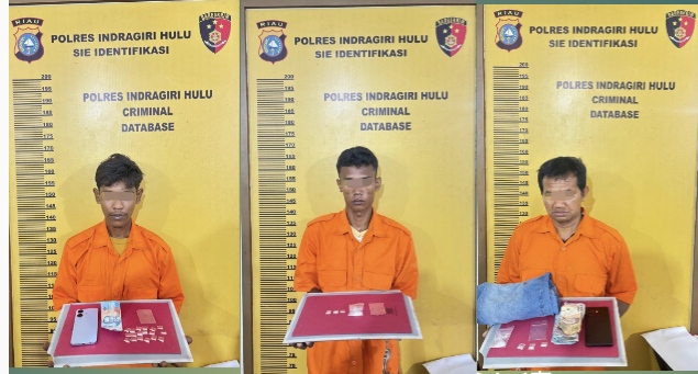 Wow, Puluhan Paket Sabu Ditemukan Satres Narkoba Polres Inhu Gelandang Angkut Tiga Tersangka Dari Desa Pekan Heran Kejeruji