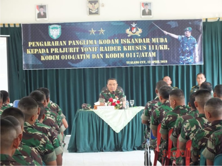 Mayjen TNI Teguh Arief Indriatmoko, Beri Pengarahan Kepada Para Prajurit