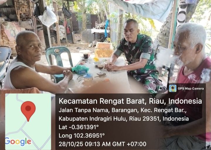 Bersama Mitra Karib Babinsa Komsos  Di Wilayah Binaan Guna Terlaksananya Tugas Teritorial