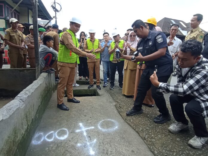 Bupati dan Wabup Lakukan Titik Nol Pembangunan Drainase di 3 Titik Rawan Banjir di Rejang Lebong